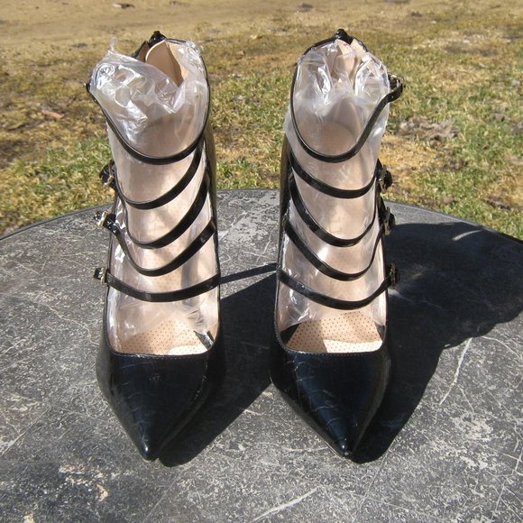 ASOS Paper Dolls Hathaway Strappy Buckles Black Croc Print 4" Heel Pumps SZ 7 - Picture 3 of 6